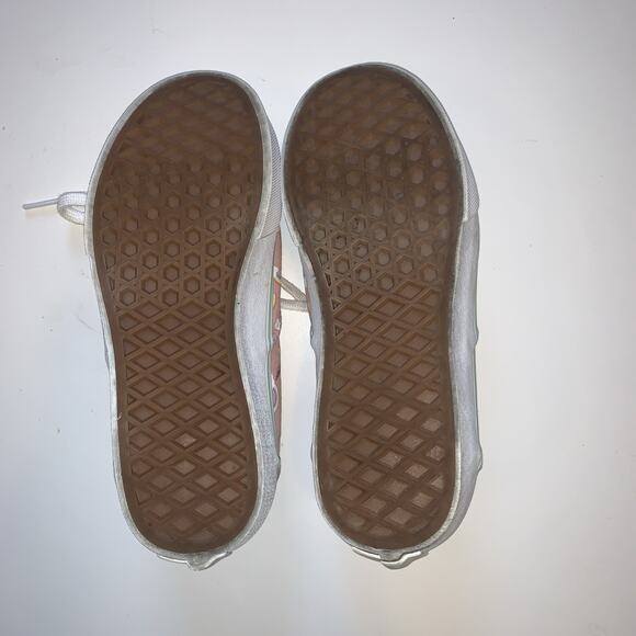 Vans Off The Walls Classic Pink Rainbow Canvas Skate Shoe Lace Up Missy Size 2 - Picture 4 of 5